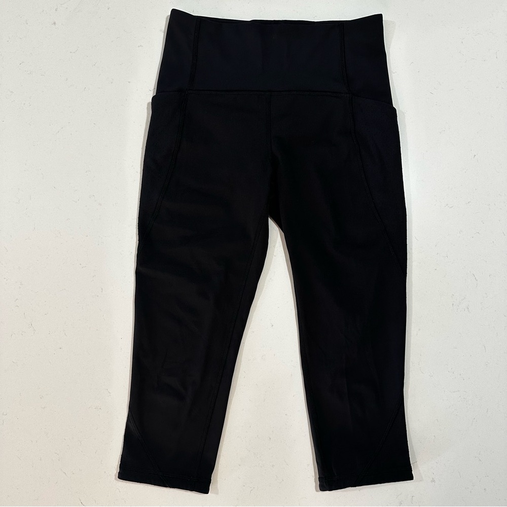Lululemon Breezy Dot Crop *19" - Size 6 - Picture 5 of 12
